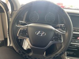
										2017 Hyundai Elantra SE full									