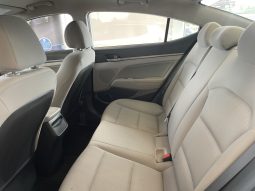 
										2017 Hyundai Elantra SE full									