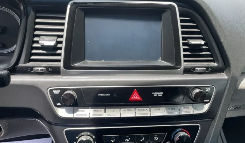 
								2018 Hyundai Sonata SE full									