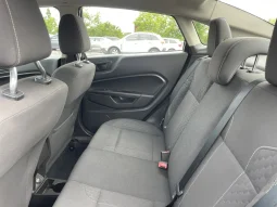 
										2019 Ford Fiesta SE full									