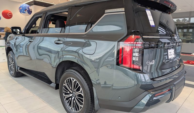 
								2026 Nissan Armada Platinum full									