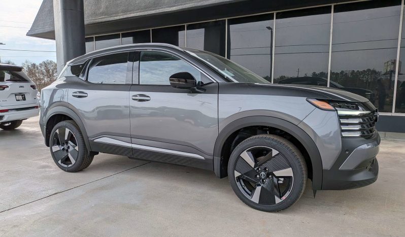 
								2026 Nissan Kicks SR full									