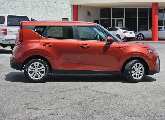 
								2021 Kia Soul LX full									