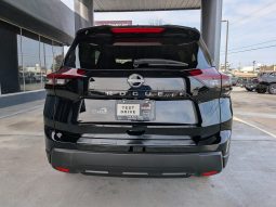 
										2026 Nissan Rogue SV full									