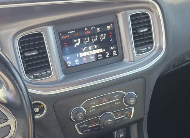 
								2020 Dodge Charger SXT full									