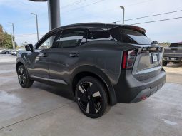 
										2026 Nissan Kicks SR full									
