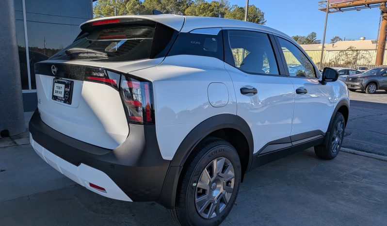 
								2026 Nissan Kicks S full									