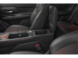 
										2026 Nissan Kicks SR full									