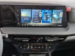 
										2026 Nissan Kicks SR full									