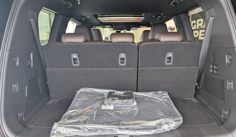 
								2026 Nissan Armada Platinum full									