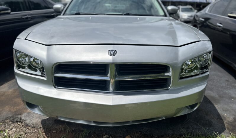 
								2010 DODGE CHARGER full									