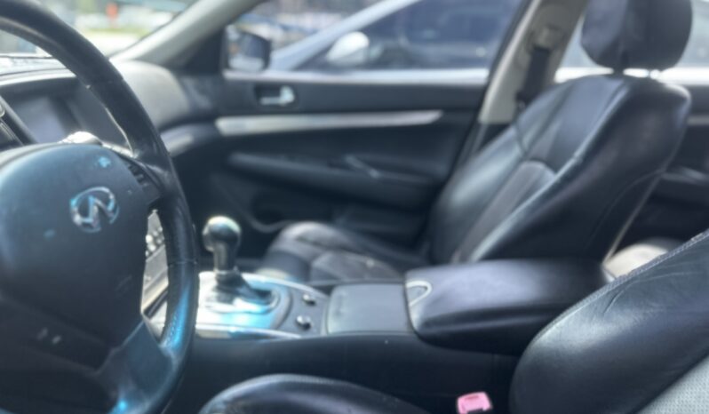 
								2015 INFINITI Q40 full									