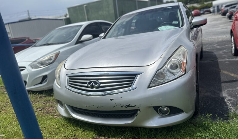 
								2015 INFINITI Q40 full									