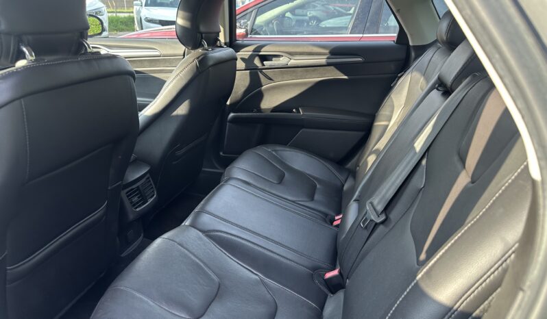 
								2014 FORD Fusion full									