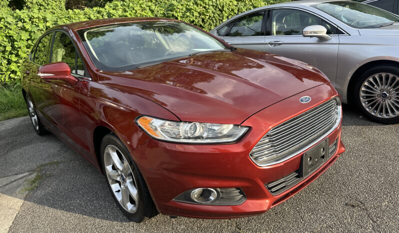 
								2014 FORD Fusion SE full									