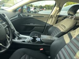 
										2014 FORD Fusion SE full									