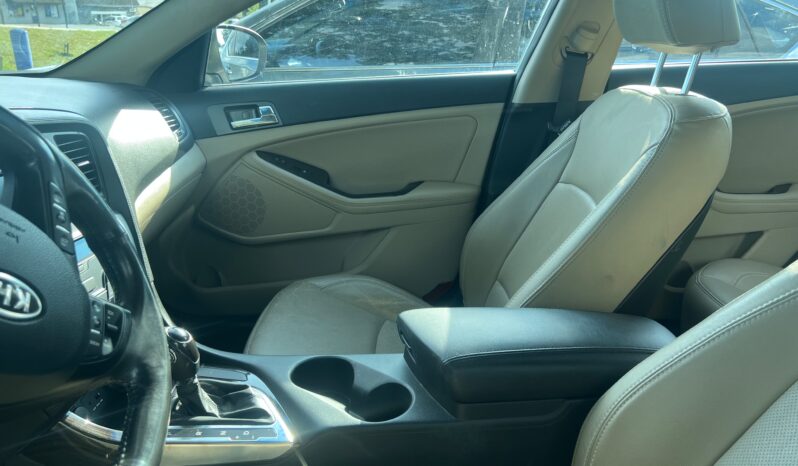 
								2012 KIA Optima full									